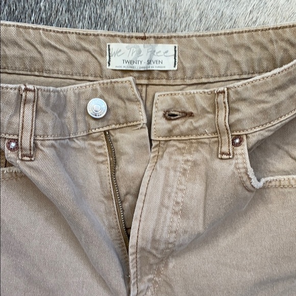 We The Free High Waist Distressed Jeans - Picture 3 of 7